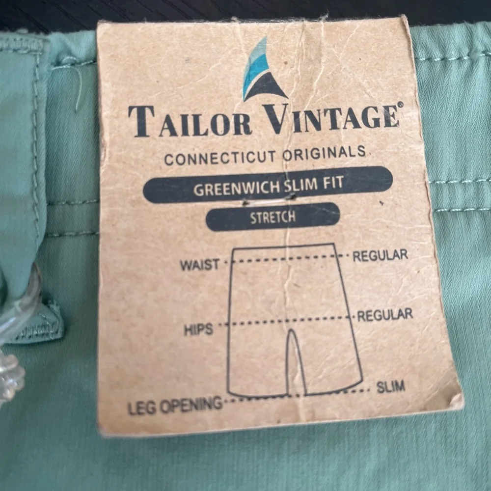 ❗️🆕 Tailor Vintage Greenwich Slim Fit Shorts❗️